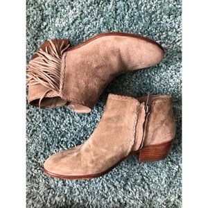 SAM EDELMAN PAIGE SUEDE FRINGE BOOTIE